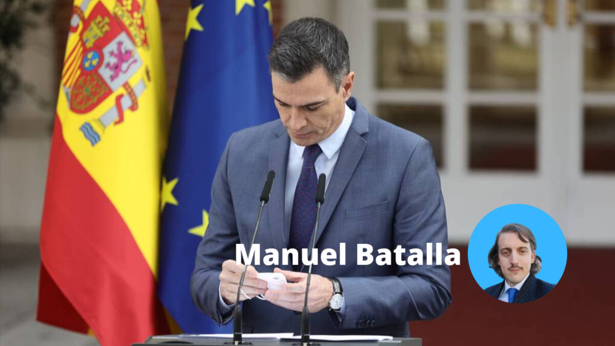 El presidente del Gobierno, Pedro Sánchez, realiza una declaración institucional desde el Palacio de La Moncloa.