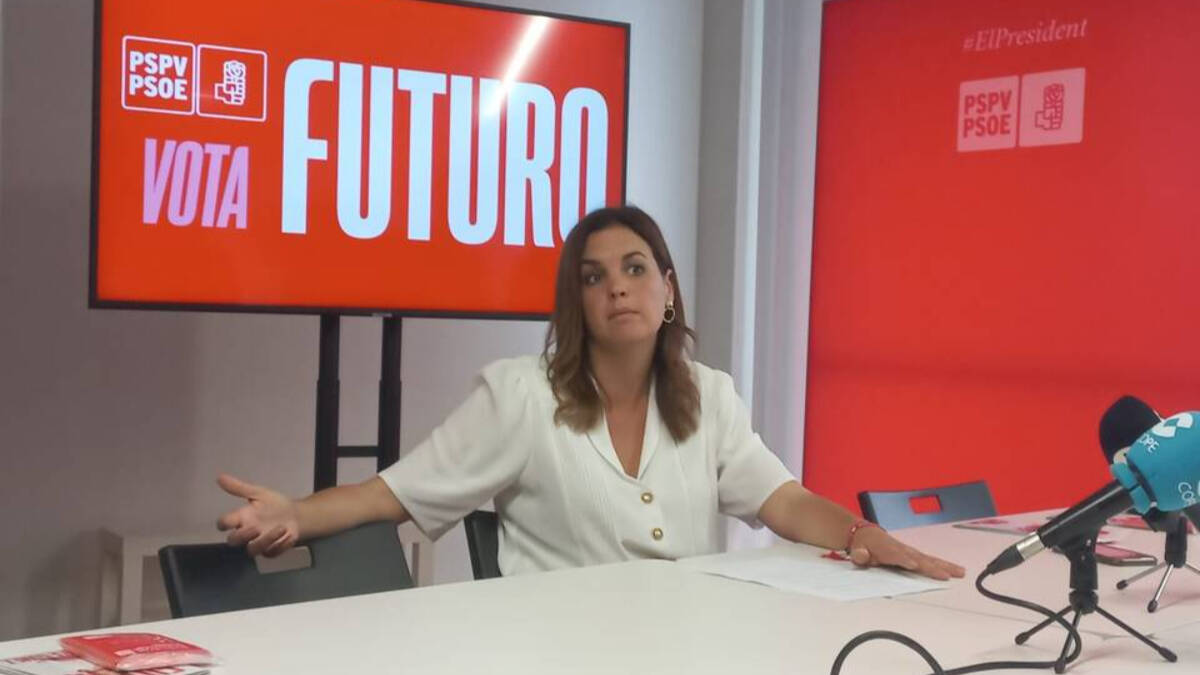 La candidata del PSOE de Valencia, Sandra Gómez, comparece por el caso de la detención de un miembro de su lista.