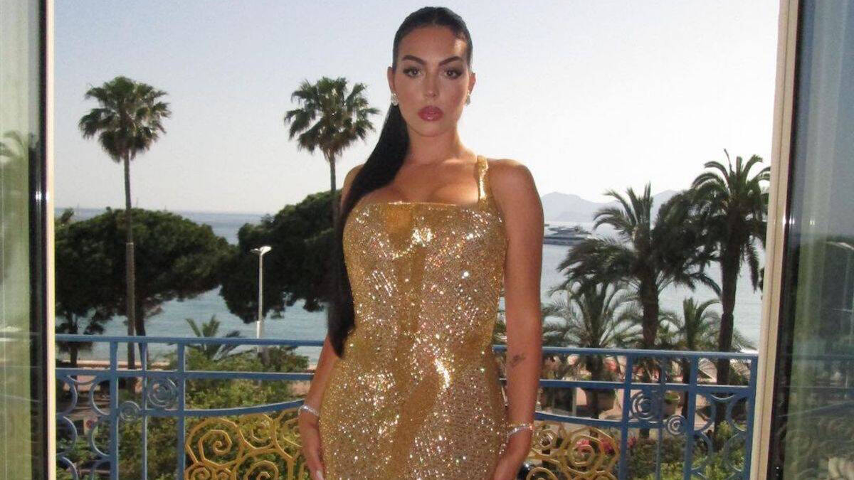 Georgina, en la terraza del hotel de Cannes antes de acudir a la alfombra roja. Instagram.