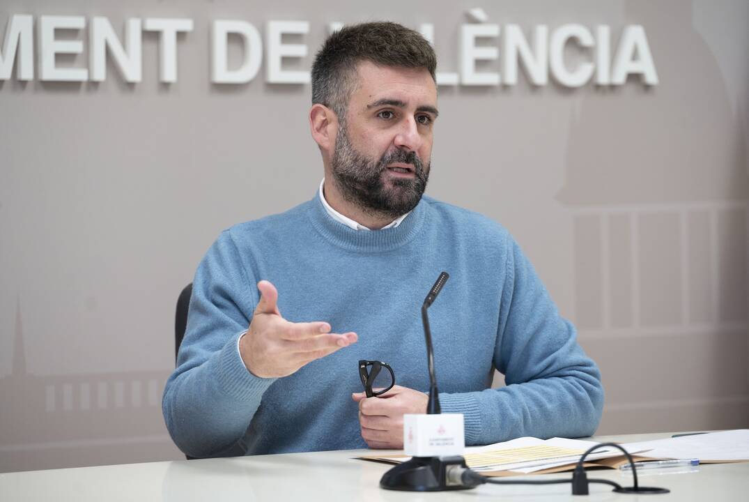 Pere Fuset en una rueda de prensa en el Ayuntamiento de Valencia - EUROPA PRESS