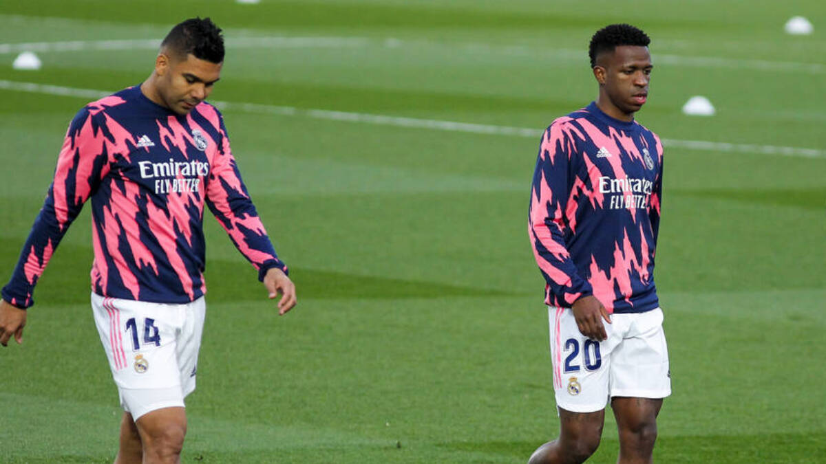 Casemiro y Vinicius durante un entrenamiento con el Real Madrid.