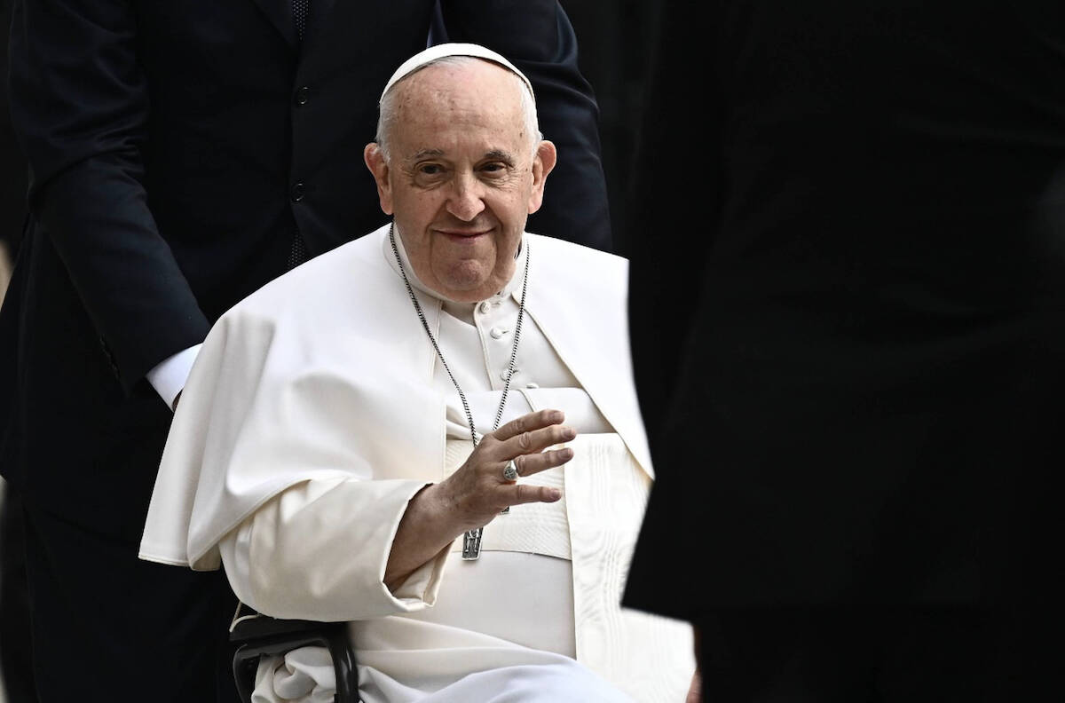 El Papa Francisco será operado este miércoles de una hernia abdominal 