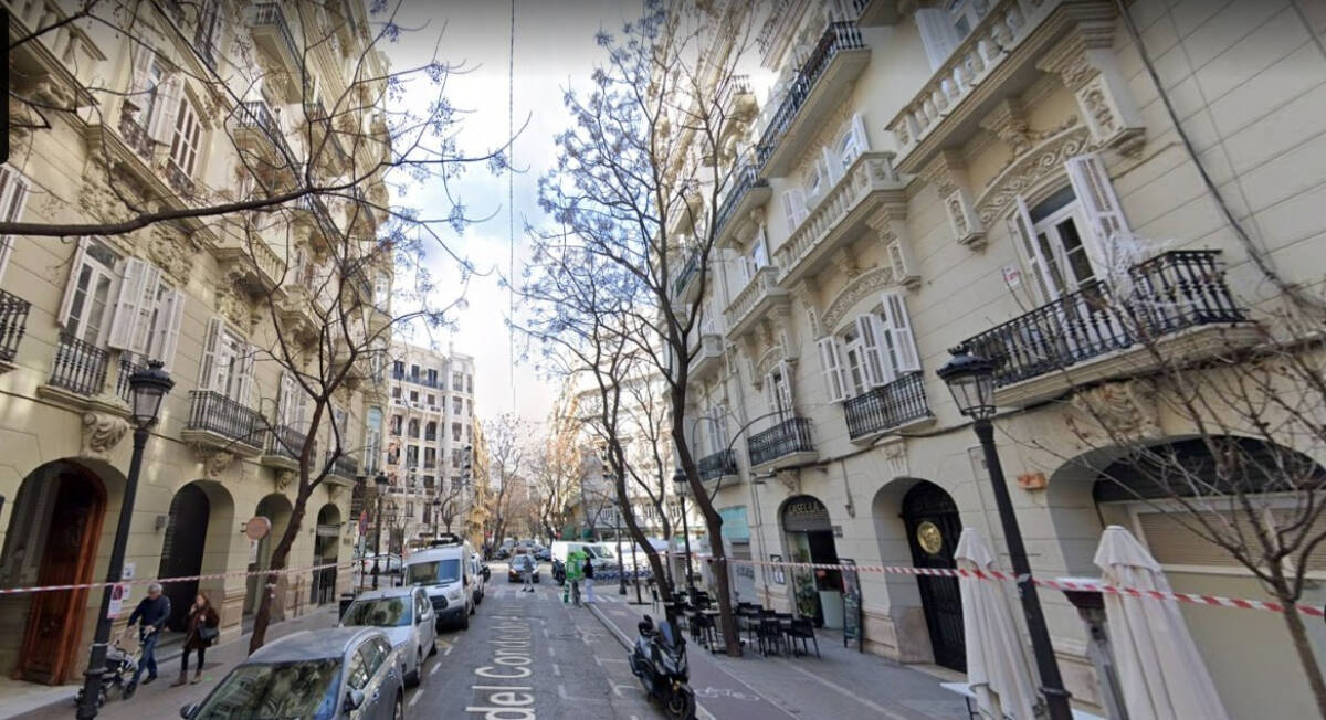 La calle de Valencia donde el condenado asesinó a su pareja.