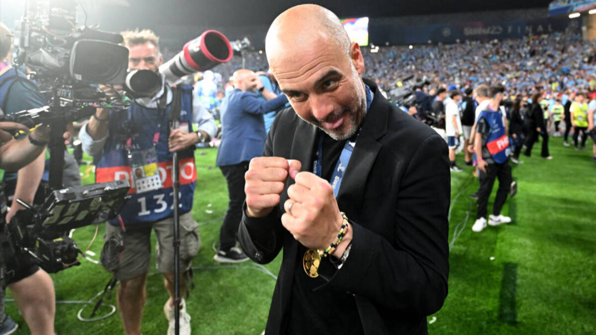 Pep Guardiola celebra la Champions League con el Manchester City.