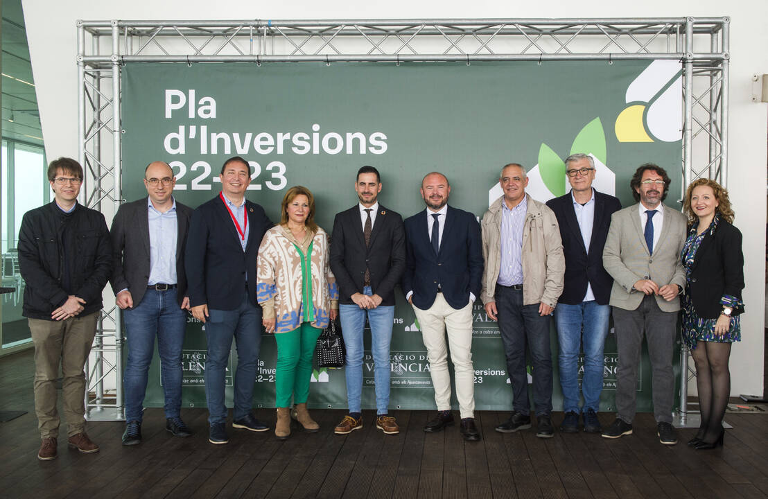 Alcaldes de La Vall d'Albaida en la presentació del Pla d'Inversions 2022-2023 - DIPUTACIÓ DE VALÈNCIA