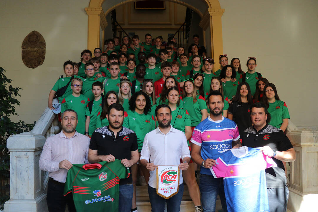 Equips masculins i femenins de l'Auxerrois Rugby Club visiten Sagunt