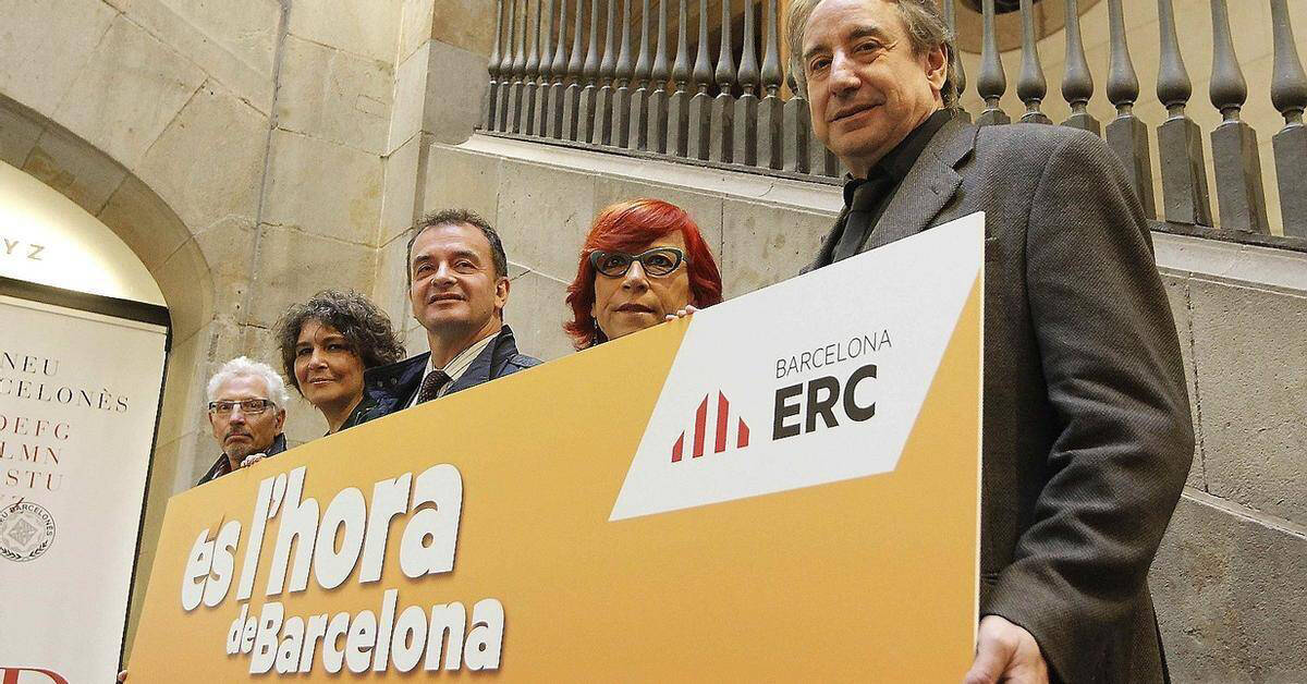 Juanjo Puigcorbé, con otros compañeros de ERC en Barcelona.