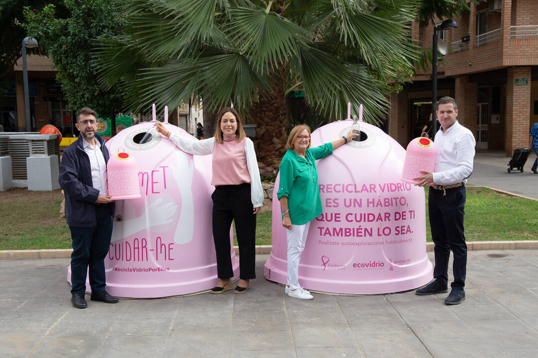 Mislata instal·la contenidors rosa per lluitar contra el càncer de mama - AJUNTAMENT DE MISLATA