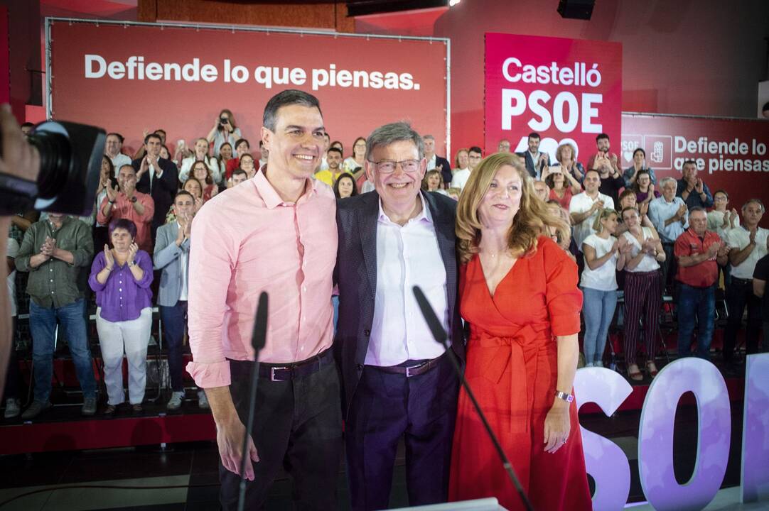 Pedro Sánchez, Ximo Puig y Amparo Marco, en un mitin en Castellón.
