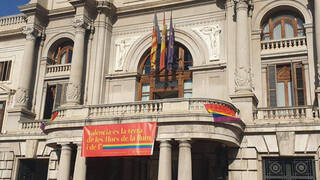 El PP en Valencia iluminará con la bandera LGTBI y pondrá la pancarta el 24 de junio