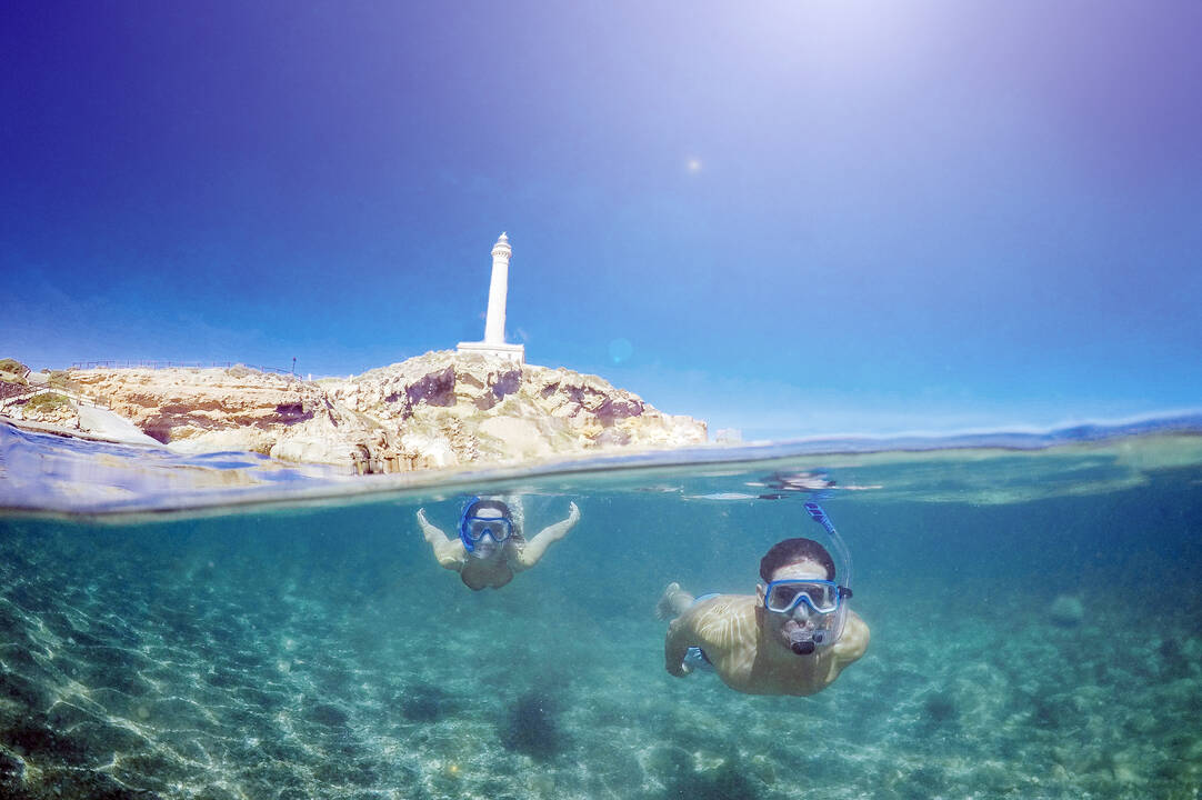 Snorkel en Cabo de Palos. Cartagena. Foto: Turismo Región de Murcia
