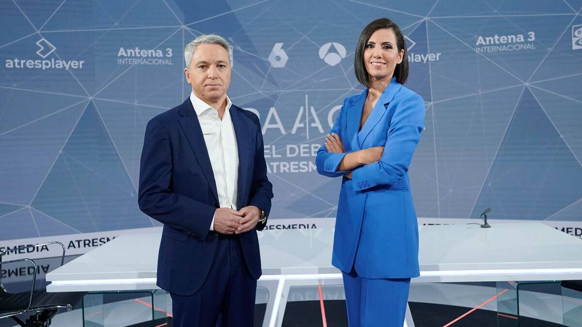 Vicente Vallés y Ana Pastor, presentadores del debate cara a cara de Antena 3