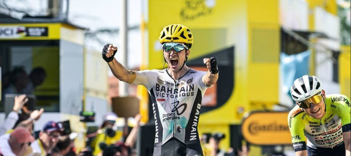 Pello Bilbao, victorioso tras triunfar en la décima etapa del Tour de Francia. 