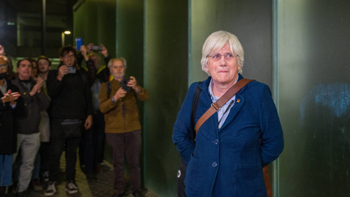 Ponsatí busca el foco al ser detenida tras su vuelta a Barcelona