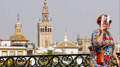 El crecimiento del turismo en España, en serio riesgo por las olas de calor 