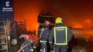 Extinguido el incendio en una planta residual de Castellón