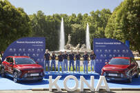 Las chicas del Atlético de Madrid estrenan el nuevo Hyundai Kona