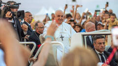Sostres escribe sobre Dani Sancho y el Papa Francisco en ABC y revienta Twitter