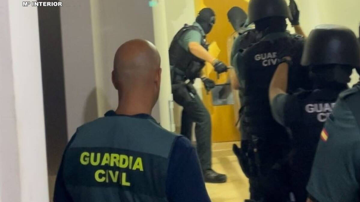 La Guardia Civil detiene a un hombre por tráfico de drogas en Sueca (Valencia)


