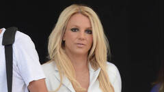 Britney Spears, rota por completo: 