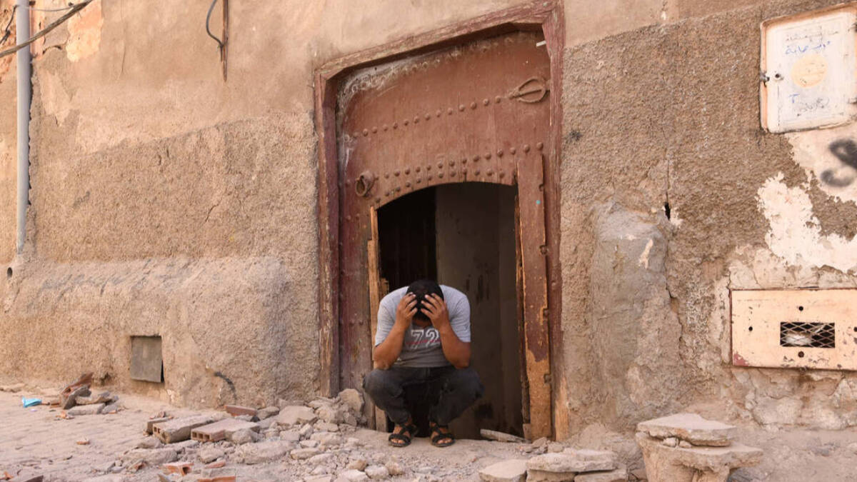 Un marroquí, desolado ante la destrucción