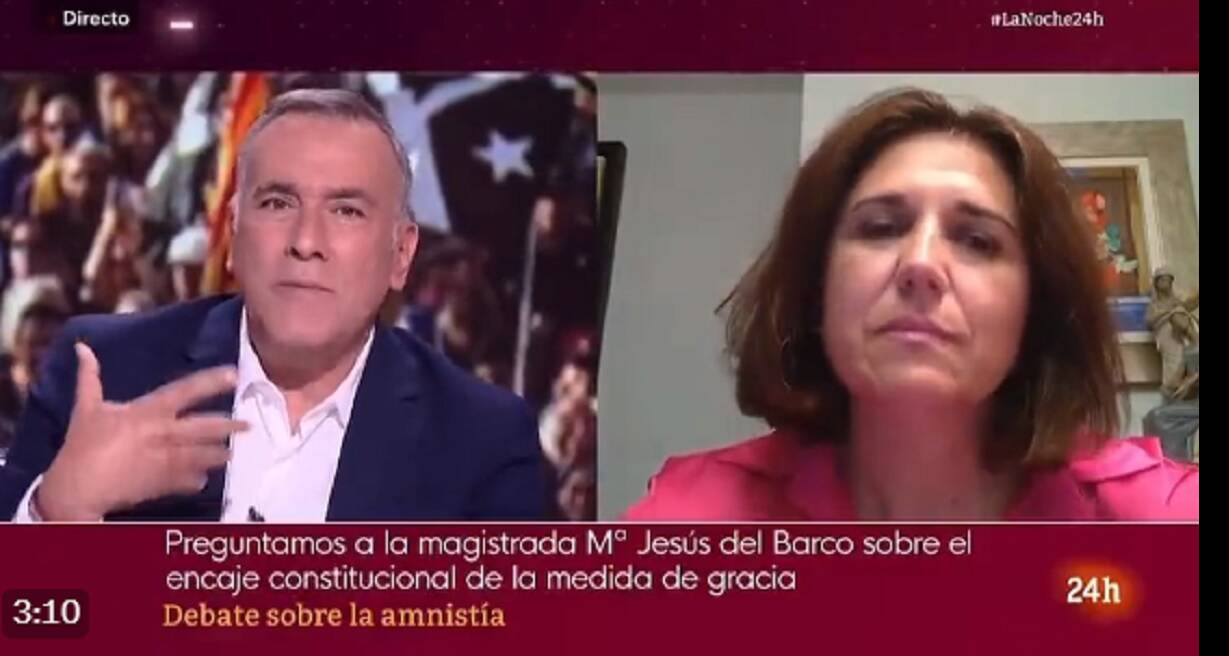 Xabier Fortes y María Jesús del Barco, ayer durante la emisión de La Noche en 24 horas. 