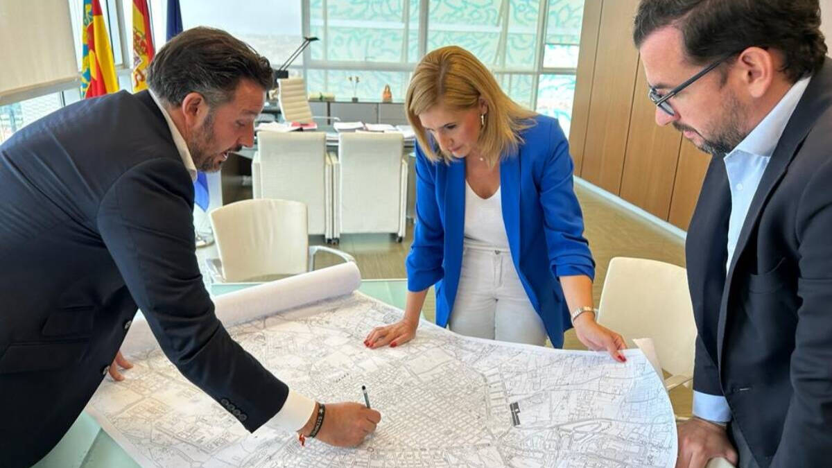 Ayuntamiento y Generalitat Valenciana ponen en marcha los trabajos para traer el tranvía y terminar la EL-20.