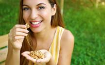 8 beneficios de comer nueces probados por la ciencia