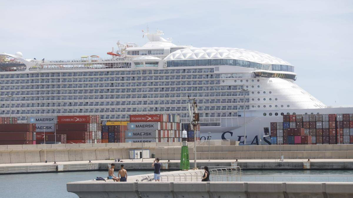 Crucero en el Puerto de Valencia
