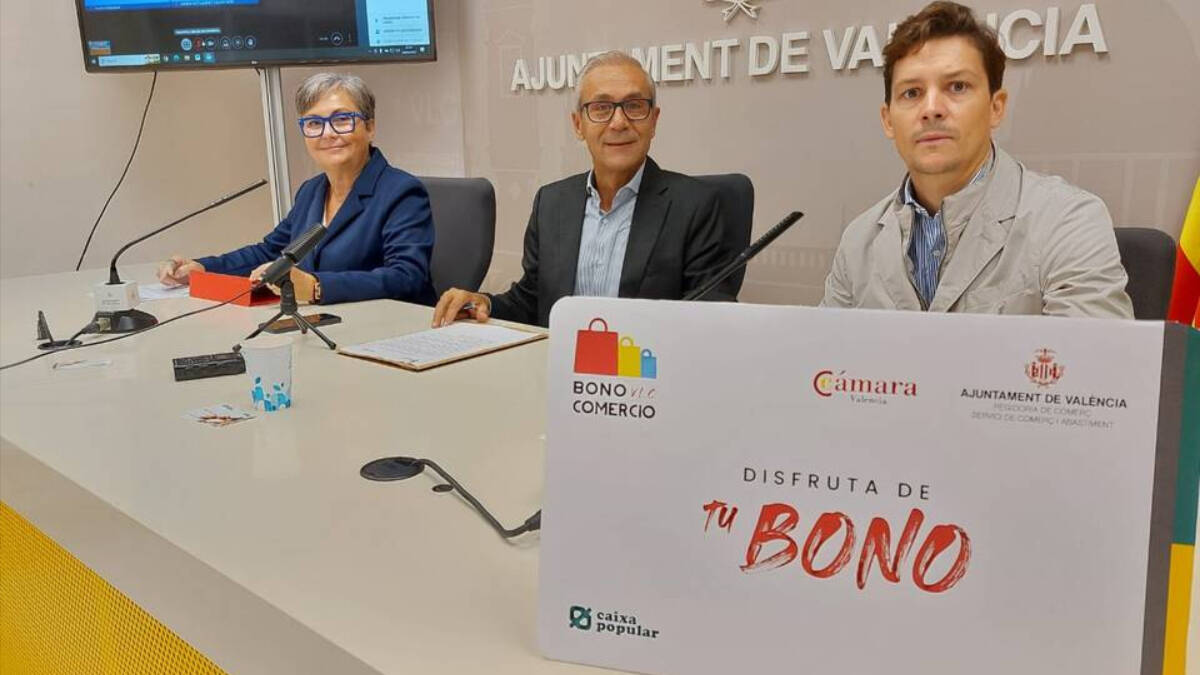 Presentación del bono comercio de Valencia