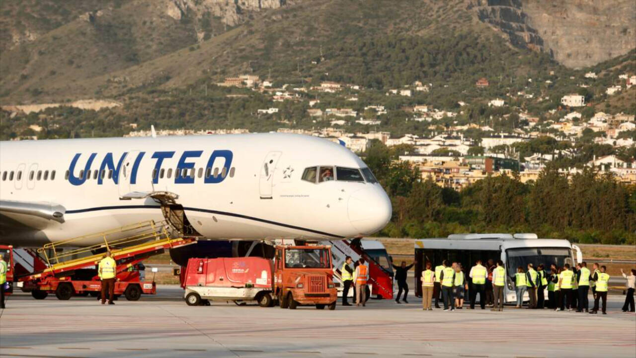 El primer vuelo de United Airlines desde Nueva York a su llegada al aeropuerto de Málaga en el mes de junio.