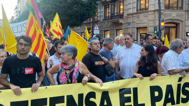 Oriol Junqueras, estrella de una 'mani' catalanista que encabeza Compromís 