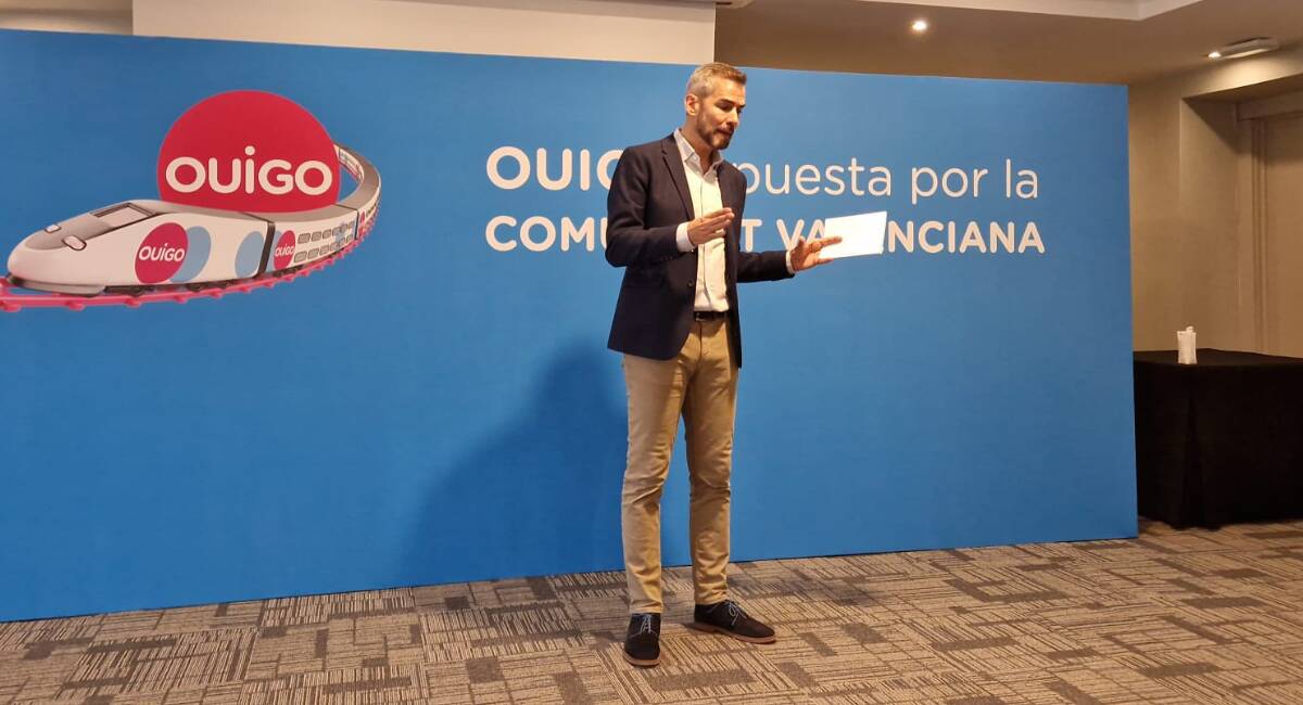 Federico Pareja, director Comercial y de Marketing de OUIGO España, durante la presentación de esta mañana. 