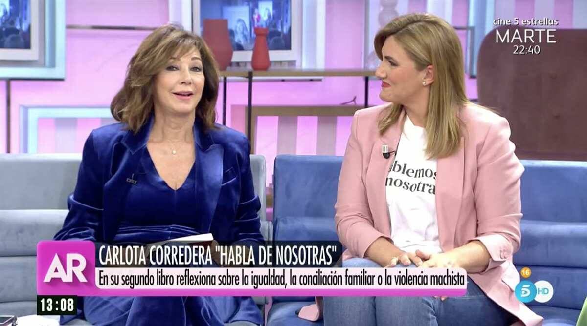 Ana Rosa Quintana y Carlota Corredera, en El Programa de Ana Rosa.