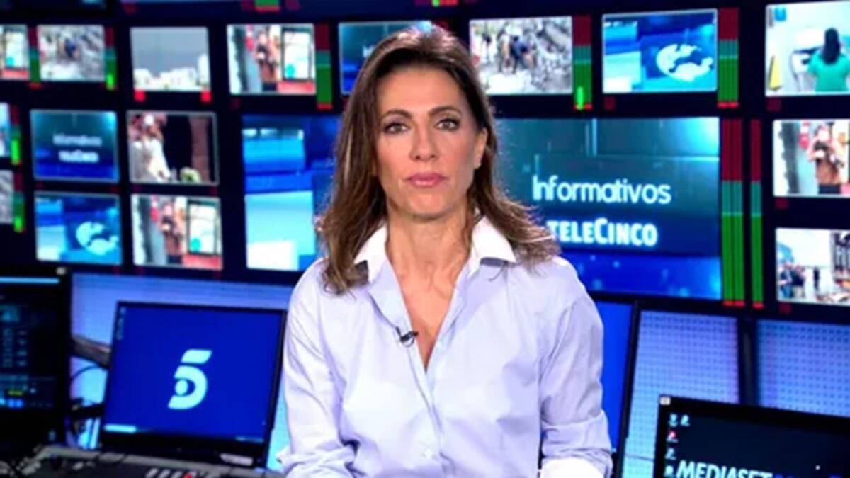 Los presentadores de "Informativos Telecinco" cambiaron de escenario