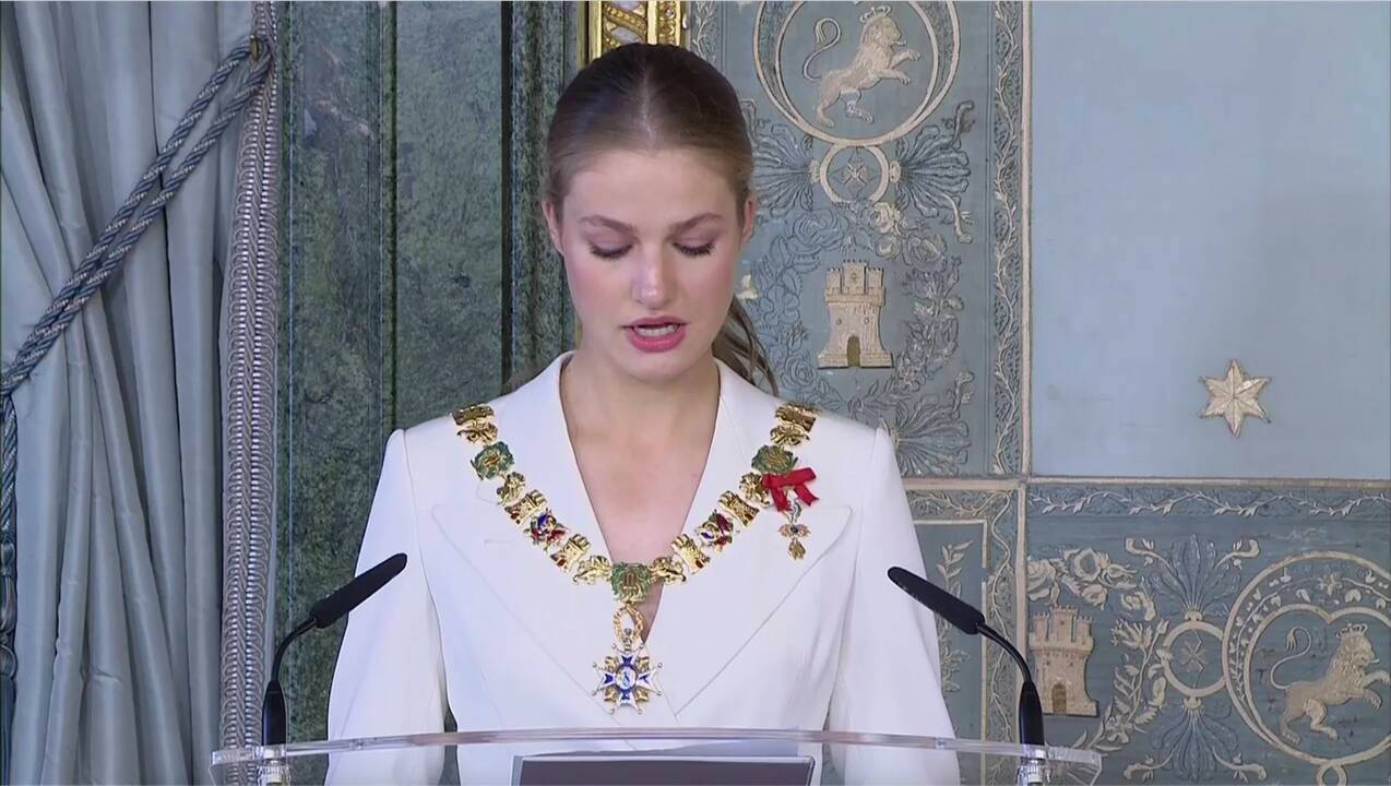 La Princesa Leonor pronunciando su discurso en el Palacio Real