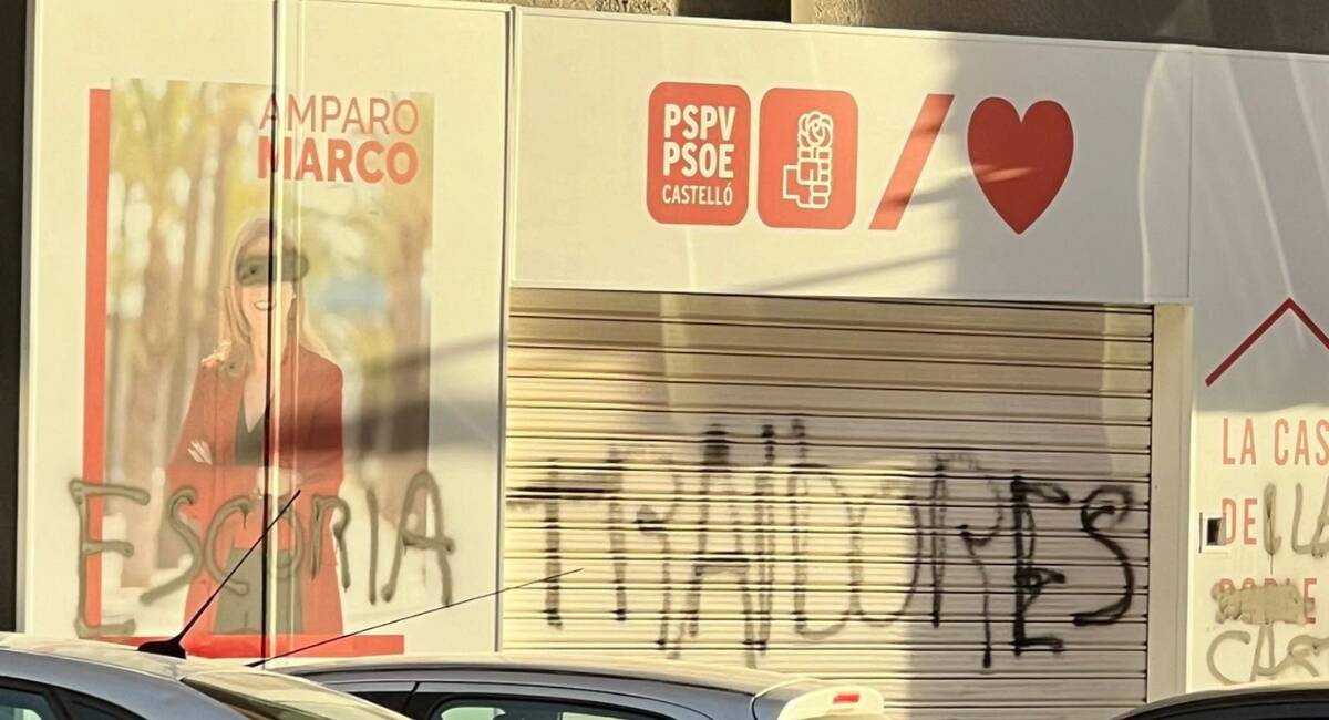 El PSPV denuncia la aparición de pintadas con las palabras 'traidores' y 'escoria' en la sede provincial - PSPV