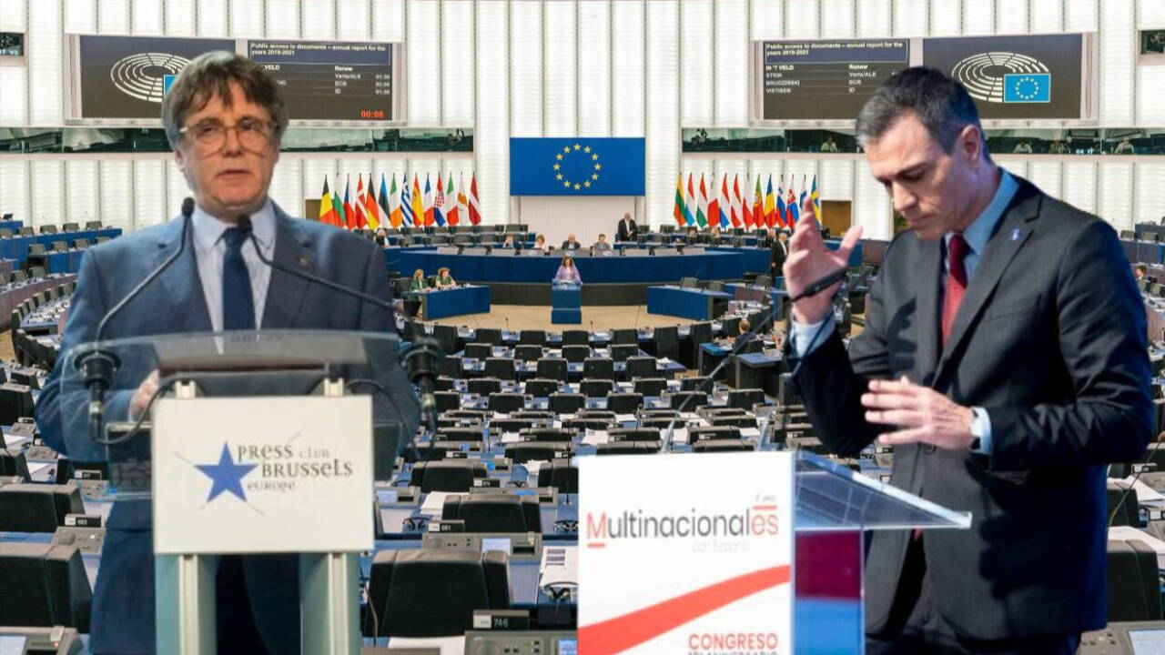 Montaje fotográfico con Carles Puigdemont y Pedro Sánchez y, al fondo, el Parlamento Europeo