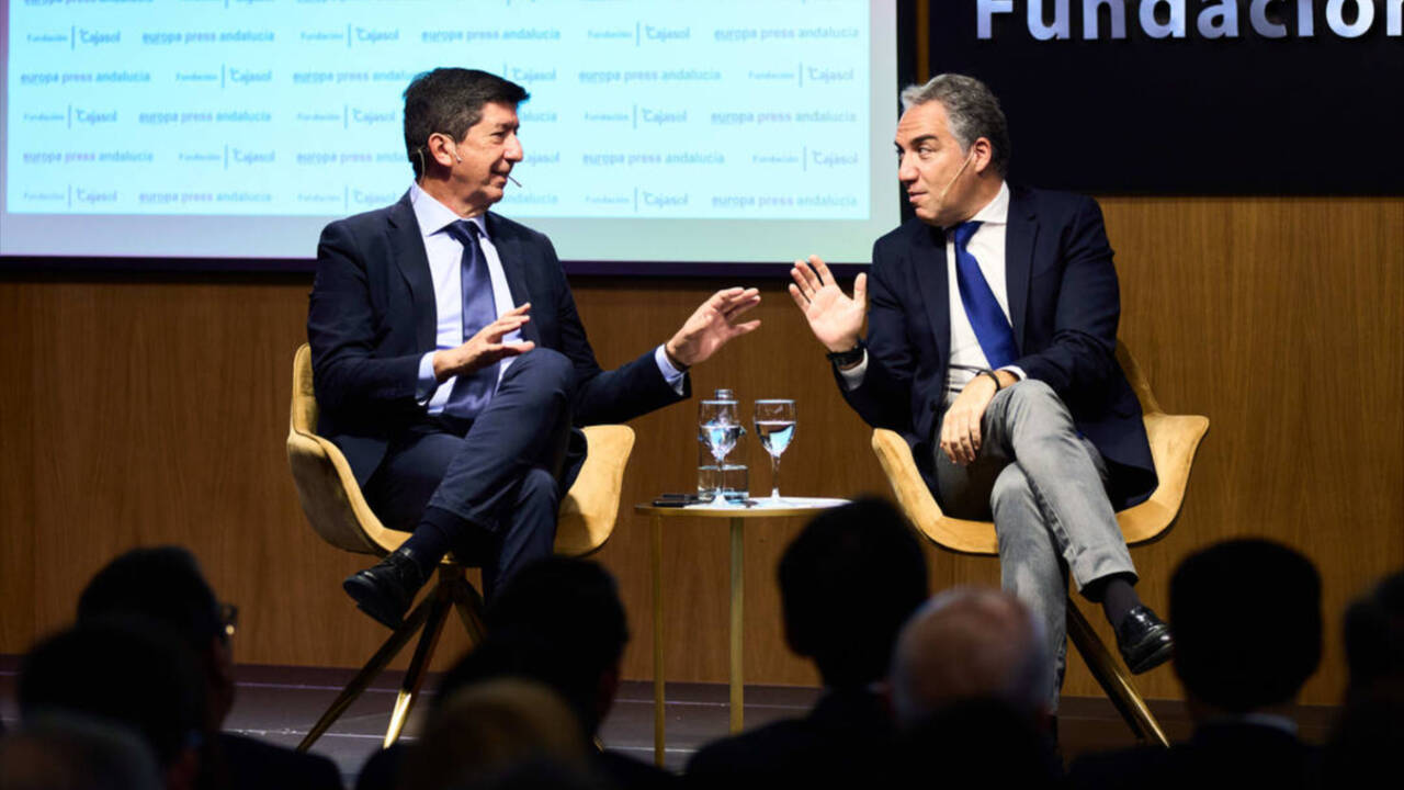 El presidente del Consejo Económico y Social de Andalucía, Juan Marín, y el vicesecretario de Política Autonómica del PP, Elías Bendodo,