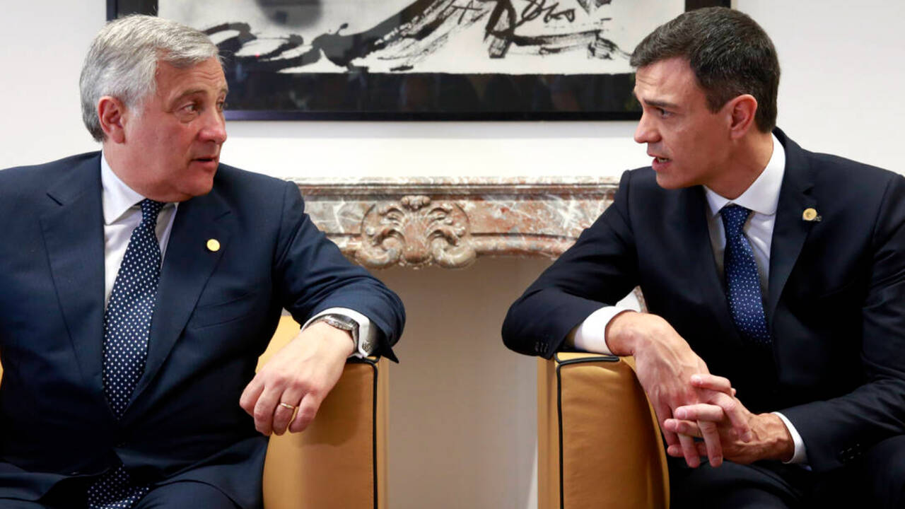 Pedro Sánchez junto a Antonio Tajani