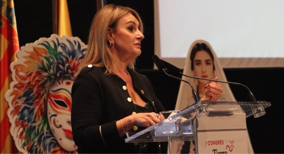 La consellera de Innovación, Industria, Comercio y Turismo, Nuria Montes, en el I Congreso 'Terra de Festes