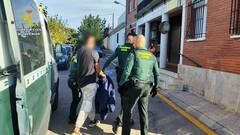 Detenidas seis personas por traficar con droga en La Serranía