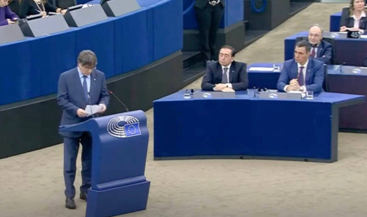Puigdemont ante Sánchez en el Parlamento Europeo