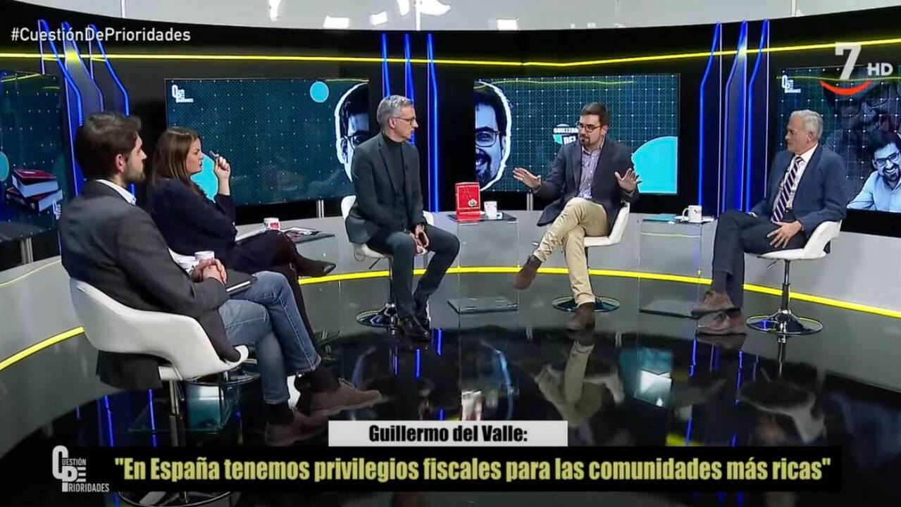 Guillermo del Valle, fundador de 'Izquierda Española', en una entrevista en 'Cuestión de Prioridades' de La 7 de CyLTV