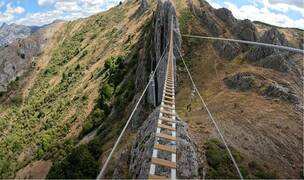 ¡Descubre el puente tibetano más largo de España! En Sabero, León
