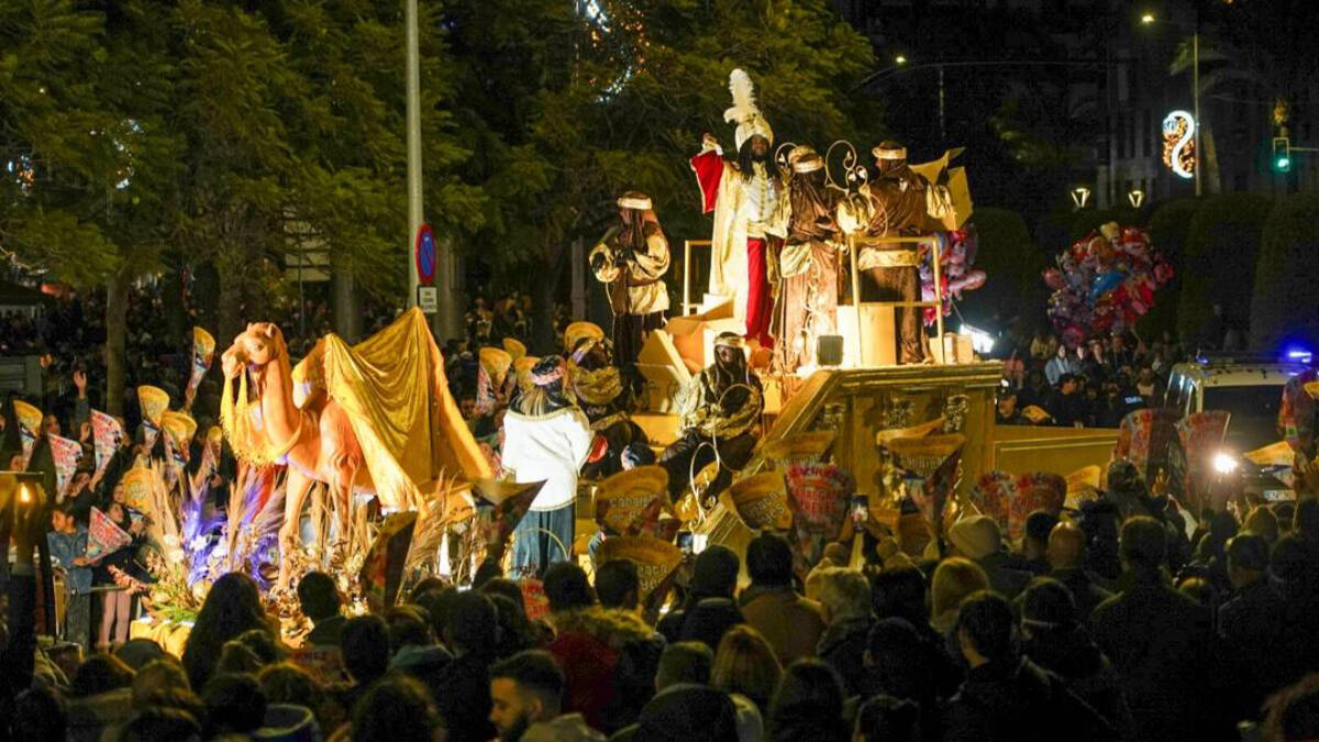 Imagen de la cabalgata de Reyes de Cartagena.