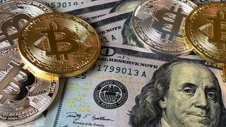 Los ETF de bitcoin movieron más de 4.000 millones en su primer día