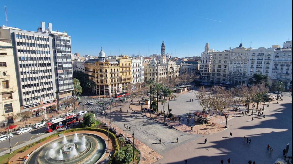 Plaza del Ayuntamiento de Valencia / ESdiario.