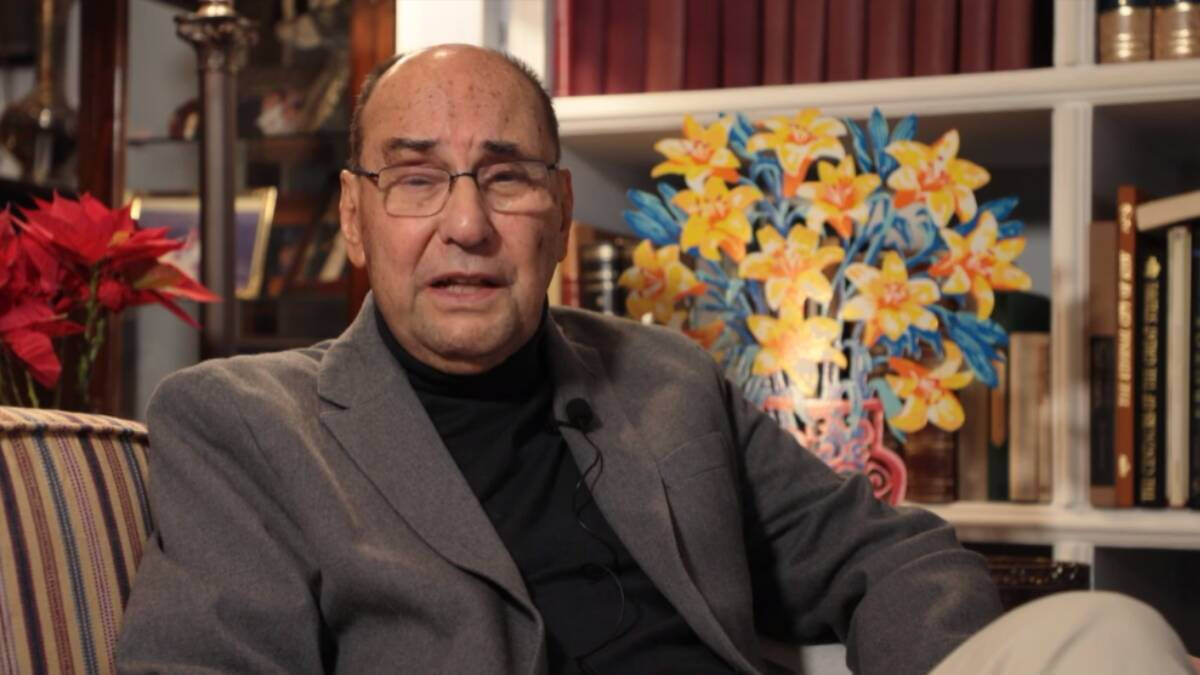 Alejo Vidal-Quadras reaparece en un vídeo en un acto de la Fundación Neos mandando un mensaje de alerta sobre los peligros de España.