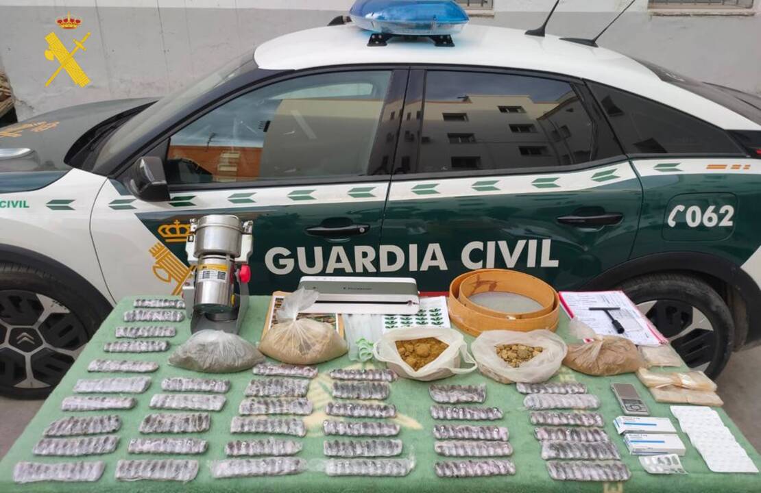 Drogas incautadas por la Guardia Civil en Burriana.